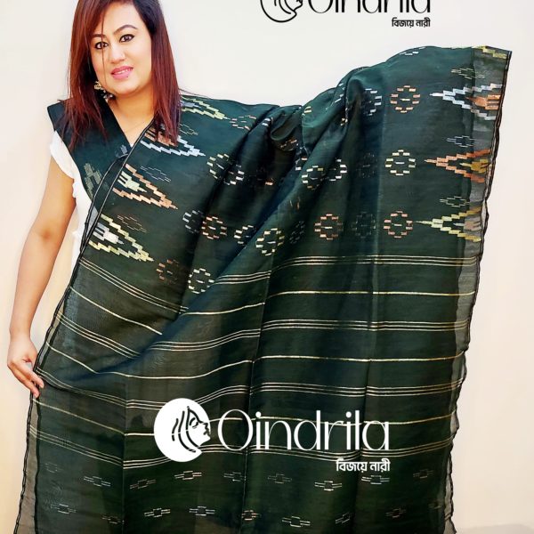 Dhakaia Jamdani Saree
