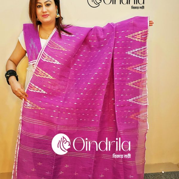 Dhakaia Jamdani Saree